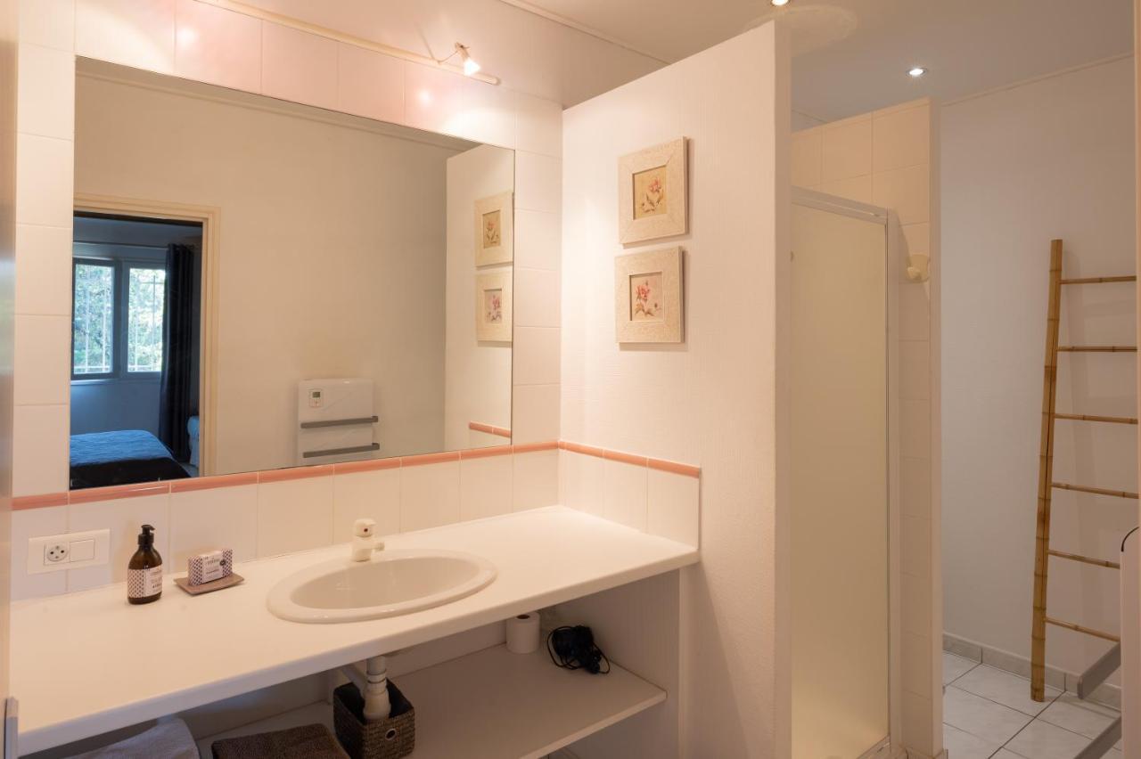 Mas Des Prevots B&B Noves Екстериор снимка